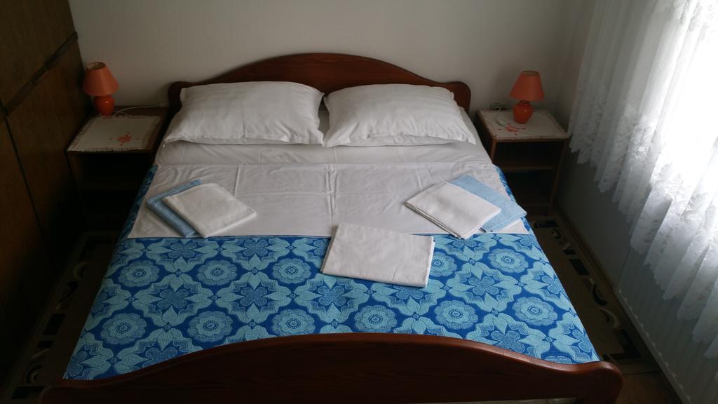 Apartment Ankica Селище Дрезницко Екстериор снимка